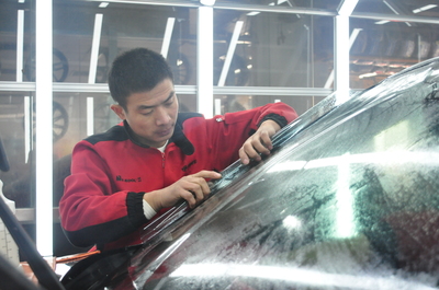 汽車威固貼膜價(jià)格淺析